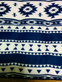 最近流行っているこの柄の名前を知りたいです この柄には色 Yahoo 知恵袋