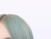 髪の毛をエンシェールズのカラーバターで青く染めたんですけど1ヶ月経っ Yahoo 知恵袋