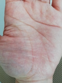 手相見てください 生命線が途切れているのがめちゃくちゃ不安です Yahoo 知恵袋