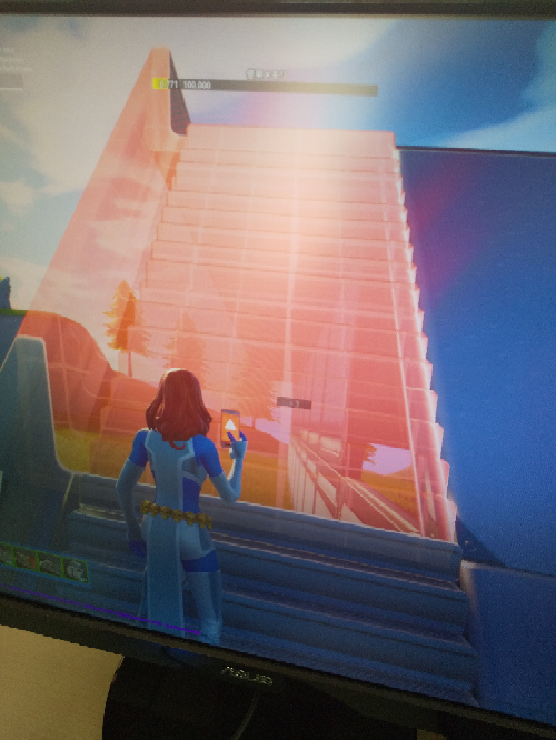 フォートナイトのクリエイティブで、タイマン場を作りたいのですが 