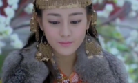 中国ドラマで画像ように毛皮のついた服を着た女性がいたのですが
作品名がわかりません。心当たりのある作品はありませんか？ （画像の作品を知りたいわけではないです。）