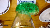 コメダ珈琲でクリームソーダを頼んで、いつも氷が多くてとても寒かったので、氷無しでとたのんだら、ごぶんのいちしか入っていませんでした。サンタの足の、つま先までで、これが定量ですか？とビックリして聞いたら 定量ですと、言われました。ここでは、マクドナルドは、氷無し出来るとか言われてマックフィズが阿呆みたいに氷ばっかりなので、無しか少なめ出戸、言うと出来ませんと断られました。皆さん、これはありでし...