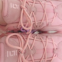 通販で購入した靴紐に黒い汚れのようなシミのようなものがついていて ちょうど結ぶ Yahoo 知恵袋