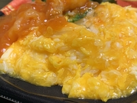 スーパーのお惣菜コーナーで エビチリ 玉子丼 みたいなものを買いました Yahoo 知恵袋