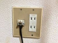家がこういう古いアンテナ端子でテレビを買い換えるので今使っ