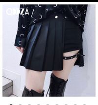 この写真みたいな スカートだけど半分ショーパン みたいな服ってな Yahoo 知恵袋