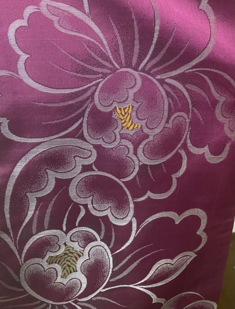 専用  銘仙お召し 写真のお着物は銘仙でしょうか？お召しでしょうか？全体的に写真のよう