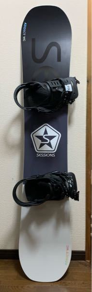 Sessionsのスノーボード板持ってるんですか少し滑れる初心者の女の人が使う Yahoo 知恵袋