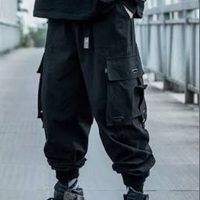 このようなストリート系のカーゴパンツって正式名称とかありますか また Yahoo 知恵袋