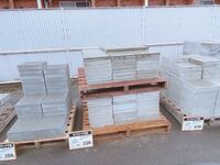 玄関の外の階段の段差をなくすのに こんなかんじのコンクリート平板 Yahoo 知恵袋