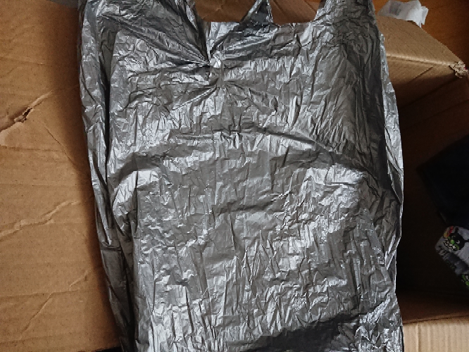 新品未使用ですが袋に入っていた為少しシワがあります。 que-14249715499?w=999&h=999&up=0