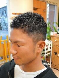 パンチパーマを元に戻す方法ってありませんか 床屋に聞いたら アイロ Yahoo 知恵袋