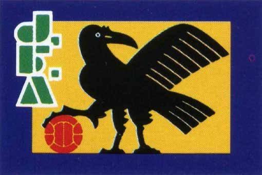 日本サッカーのシンボルである八咫烏って、実は今の盾型の日本代表