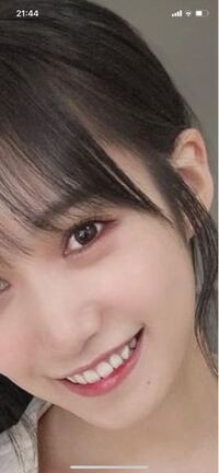 横野すみれちゃんの二重って何二重ですか 平行とか末広とかそういうの Yahoo 知恵袋