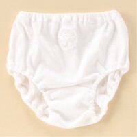 高校２年になったばっかの女子です周りの子にも慣れてきました しかし座った時とか Yahoo 知恵袋