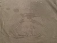 紺色のＴシャツに出来た染み(なにで出来たシミかは分かりません)落とす 