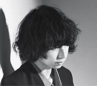 こういう感じの髪型にしたいのですが Hakubiというバンドのヤスカワアルさん Yahoo 知恵袋