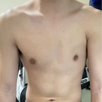 胸筋の中心って筋肉つかない人はつかないのですか まだ自宅で筋トレを始め Yahoo 知恵袋
