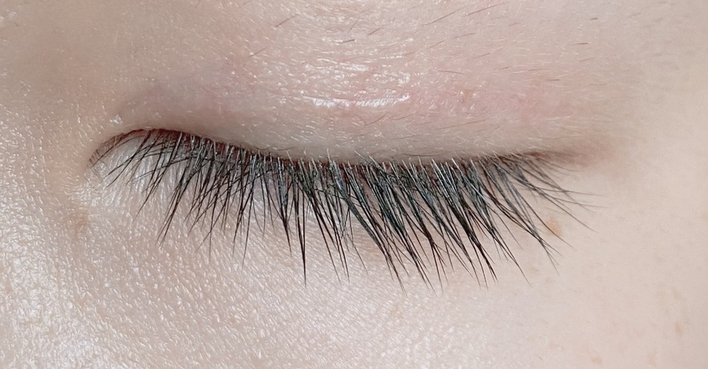 マツエクって逆さまつげだと出来ないですか Yahoo 知恵袋