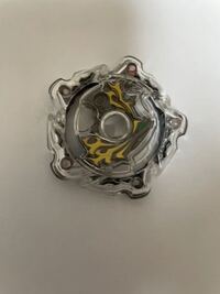 ベイブレードバーストのダイナマイトペルセウスが300名に当たるの Yahoo 知恵袋