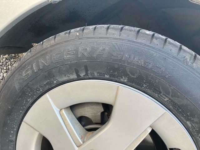 新品のタイヤ交換したのにボロぽいのですが、どうしてですか？気にし 