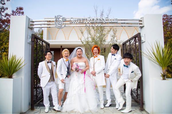 東海オンエア この画像はいつの写真でしょうか 結婚式場での撮影 Tw Yahoo 知恵袋