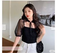 こういう感じの韓国っぽいガーリー な服かわいいのに売ってる安全なサイトないです Yahoo 知恵袋