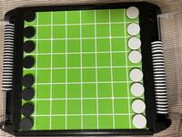オセロのボードで 昔オセロ以外の遊び方で遊んでましたがルールを忘れました Yahoo 知恵袋