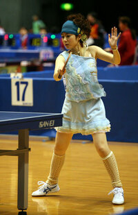 バレーボールで 同じチームなのに一人だけ違うユニフォームを着て Yahoo 知恵袋