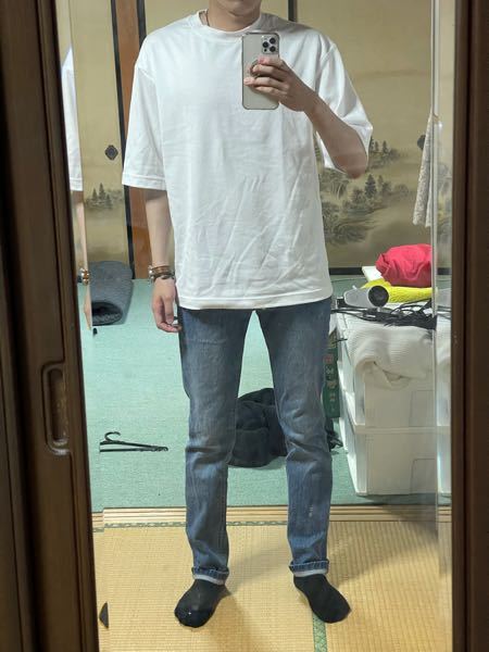白Tシャツとジーパンだけで似合う人になりたいのですが、どうでしょう 