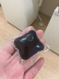 ホテルで渡された洗剤が黒かったです ジェルボールなんですが なんて言うメーカー Yahoo 知恵袋