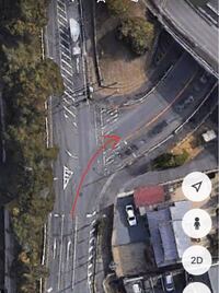 自転車 右折 レーン