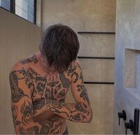 タトゥーについて質問があります 私は腕や首等にタトゥーを入れています Yahoo 知恵袋