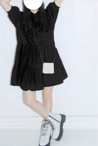 このグレイルのワンピースにストッキングをはいたらおかしいですか おかしく Yahoo 知恵袋