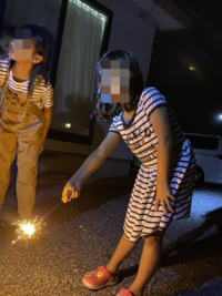 先ほど花火をしていたのですが その時撮った写真に顔らしきものが写って Yahoo 知恵袋