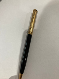 このボールペンのブランド名がわかりません。誰か教えください！ 