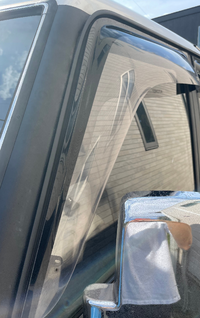 日産キューブの横開きのバックのドアに 何をしたら雨が当たらないようにな Yahoo 知恵袋