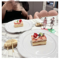 この写真のカフェの名前を教えてください 量産型オタク大阪カフェなにわ男子 Yahoo 知恵袋