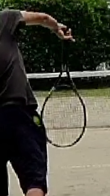 高１女子テニス部です サーブで 猫パンチ とはどういう意味ですか バ Yahoo 知恵袋