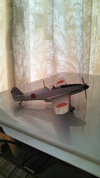 プラモデルの塗装にクリアー塗装の重ね塗りで １ 光沢クリアー ２ 艶消しクリ Yahoo 知恵袋