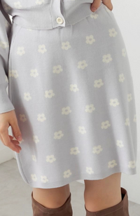 先日購入した洋服で セットアップなのですが 別々で使う時 こんな感じのスカート Yahoo 知恵袋