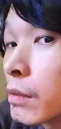 唇薄いですか 笑今日言われたんですけど笑 厚みでなく 色素が薄い Yahoo 知恵袋