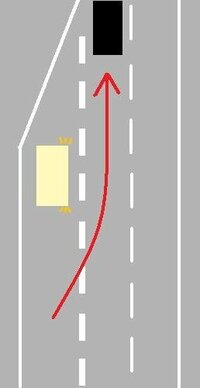 （´・ω・）たまに、合流地点でうまく合流できずに止まってしまっている車を見かけるんですが、 そういう車を無視して先に本線に車線変更しても違反にならないですか☀