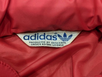 古着屋で昔のアディダスの服などを買ってタグを見るとデサント社の名によ Yahoo 知恵袋