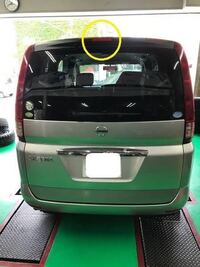 いつも使用しない駐車場にバックするときにハイマウントストップランプがあたってし Yahoo 知恵袋