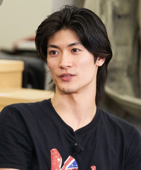 向井理と三浦春馬は短髪が似合わないってことは 実は髪イケメン Yahoo 知恵袋
