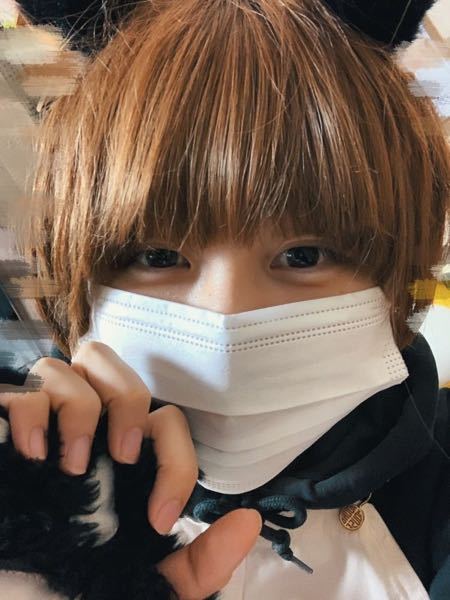 これって伊野尾慧くんですか 顔真似をされている方です Http Yahoo 知恵袋