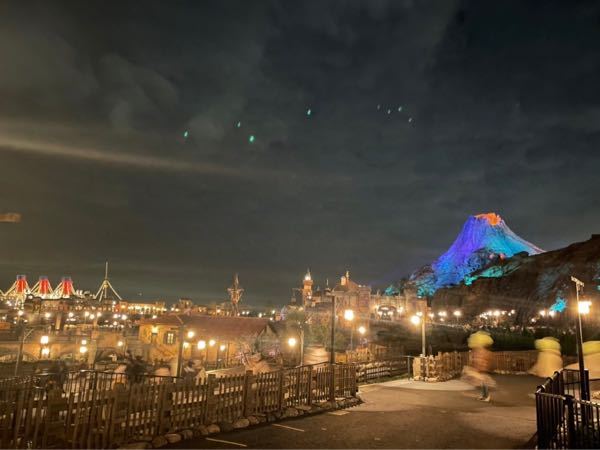 ディズニーシーでufo を観ました こんばんは 初めて質問します ディズ Yahoo 知恵袋