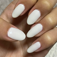 ジェルネイルに詳しい方に質問です 今日 初めて行くネイルサロンでワン Yahoo 知恵袋