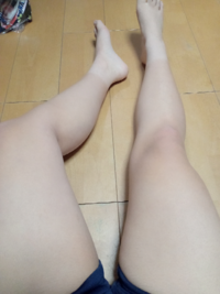 足がめっちゃくちゃ太いです みんな足がリカちゃん人形みたいに細くて自分の足が嫌 Yahoo 知恵袋